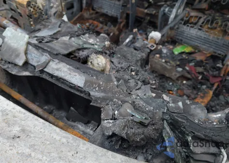 2003 Toyota Tundra Access Cab Sr5 from USA, damaged, VIN 5TBRN34103S432921